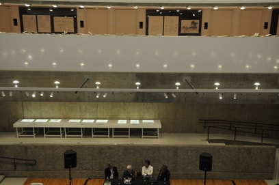 Image of the "Social Construction" gallery talk.